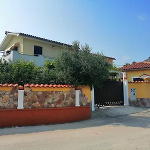 T&d Apartment Pula